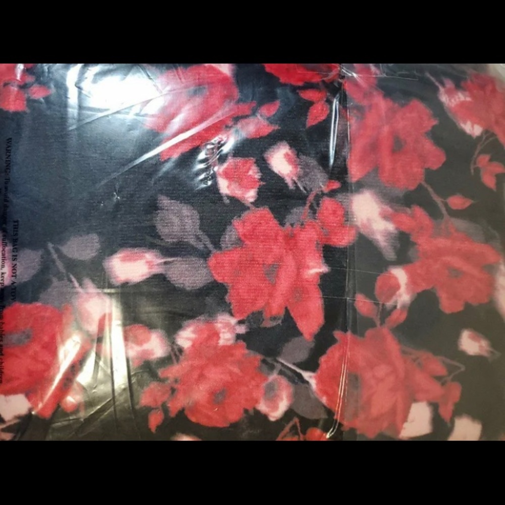 Vs pink floral Sherpa blanket